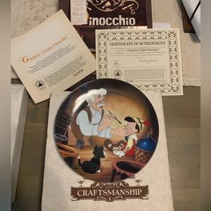 Geppetto creates Pinocchio Plate Walt Disney 1989